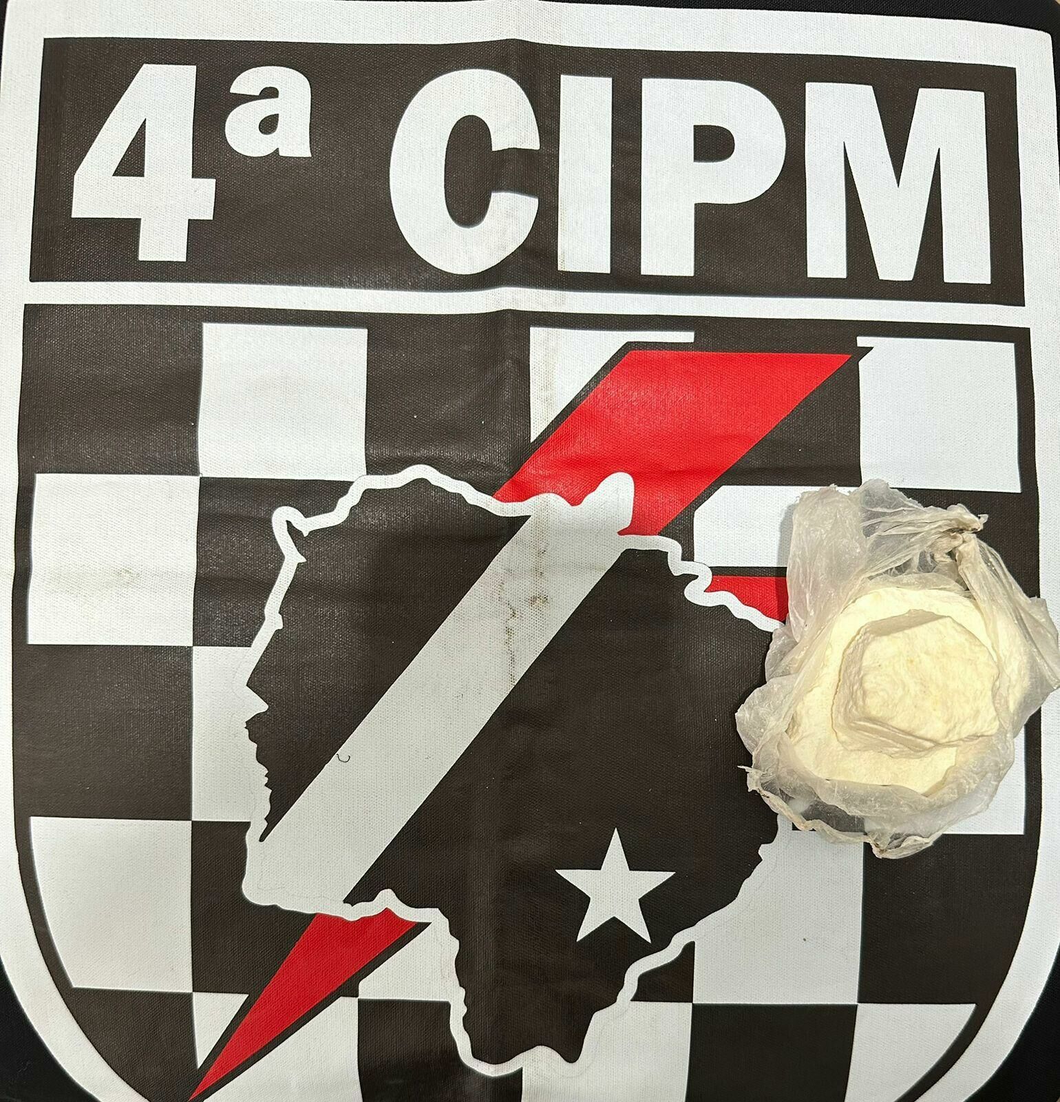 Imagem de compartilhamento para o artigo Jovem é preso com cocaína após denúncia de tráfico em Chapadão do Sul da MS Todo dia